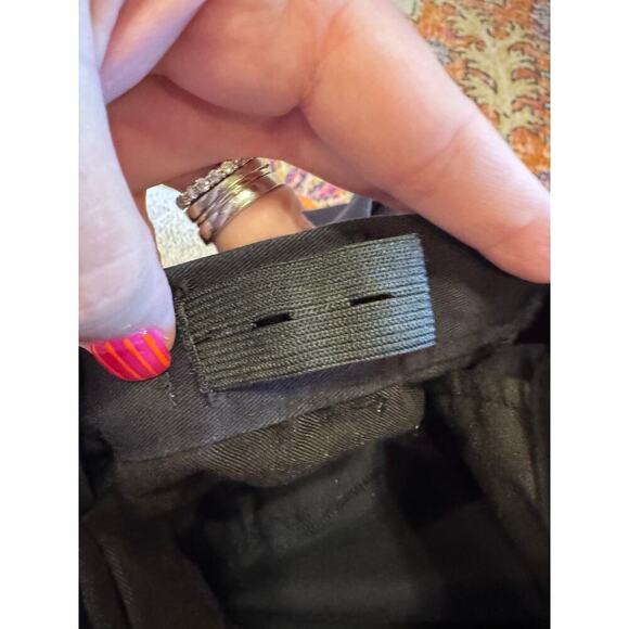 Lands' End Women's Black Fit 3 Chinos Crop Pants Pockets Sz 8P - Picture 12 of 12